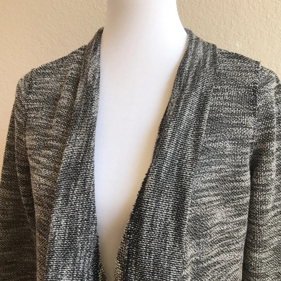 Knox Rose Black Open Cardigan - Picture 2 of 4